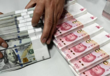 Yuan melonjak 478 basis poin, menjadi 7,0421 terhadap dolar AS