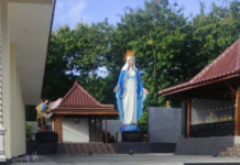 Daerah Viral Patung Bunda Maria Ditutupi Terpal, Kemenag: Itu Ditutup Pemiliknya Viral Patung Bunda Maria Ditutupi Terpal, Kemenag: Itu Ditutup Pemiliknya