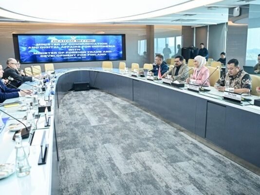 Indonesia dan Finlandia Jajaki Kerja Sama Pusat Data dan Infrastruktur Kecerdasan Artifisial